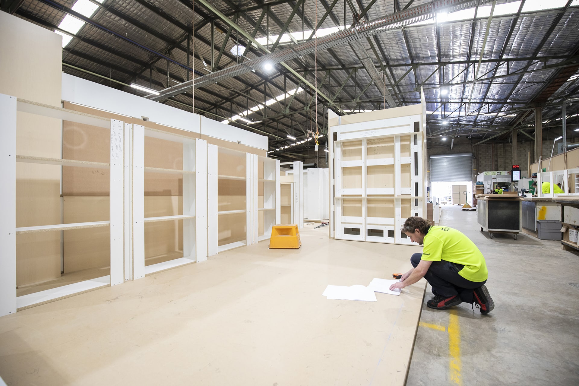 Euroline_About_BN1058_N533_large-min