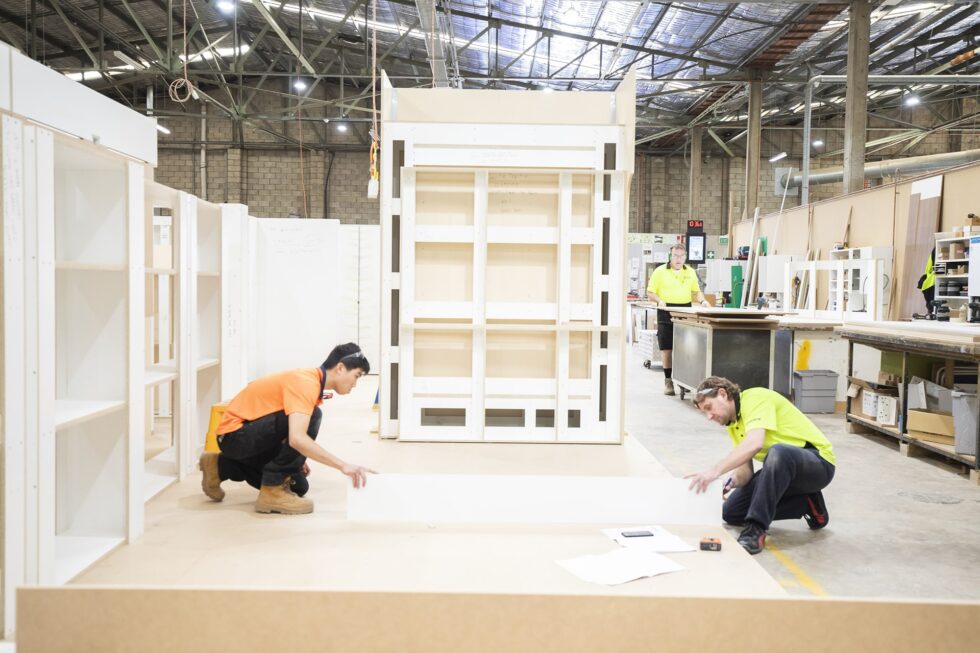 Euroline_About_BN1058_N534_large-min