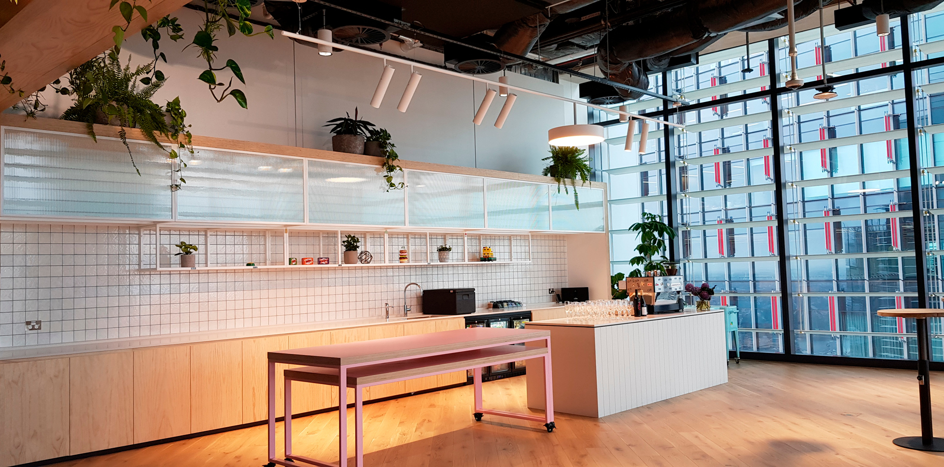 Euroline_1180_Facebook_2