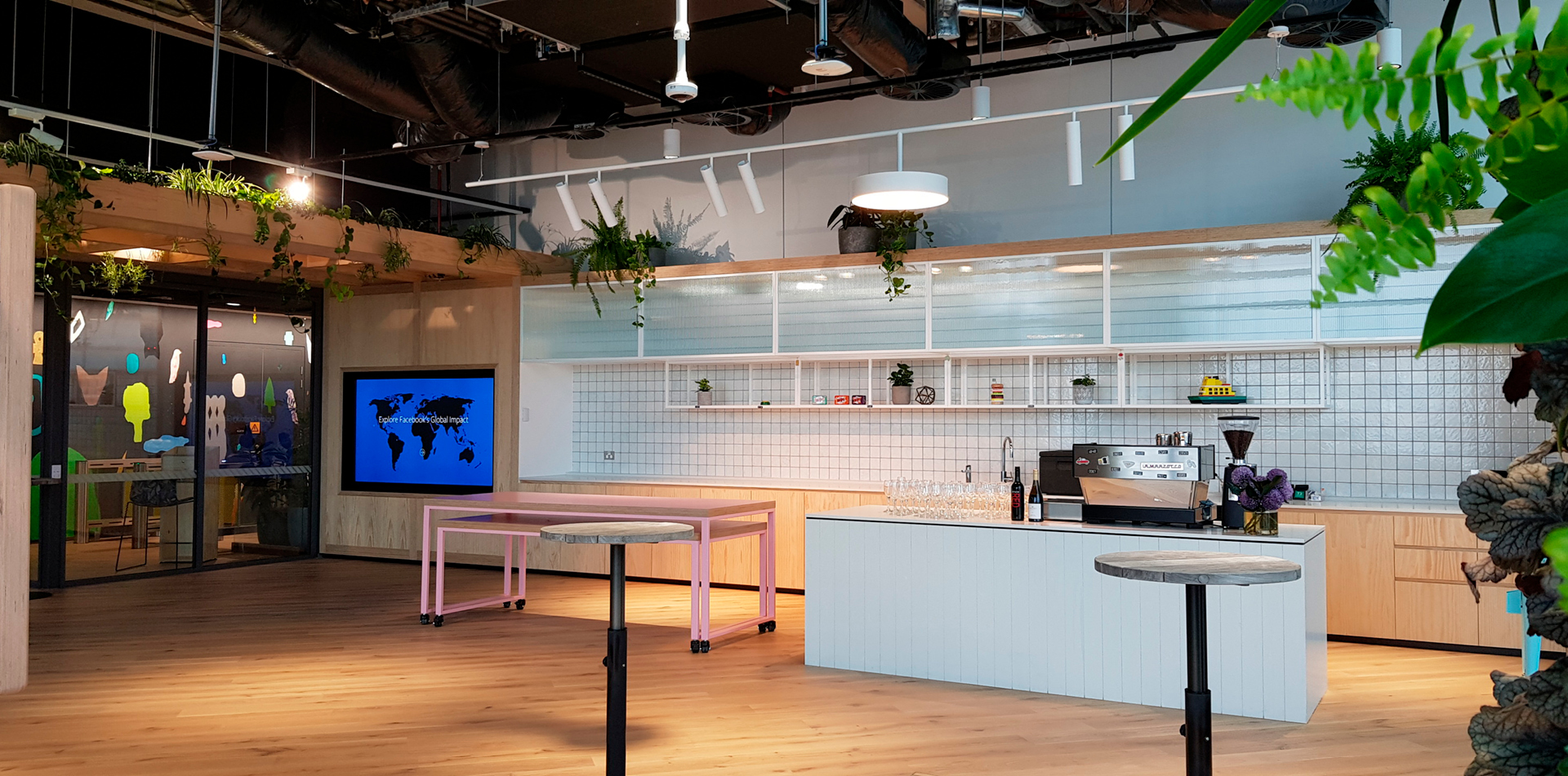 Euroline_1180_Facebook_4