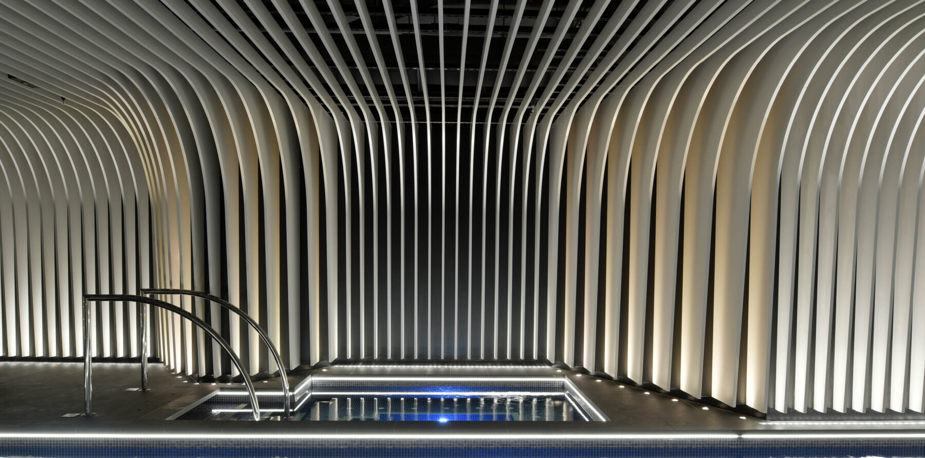 Euroline_Skye Suites_5