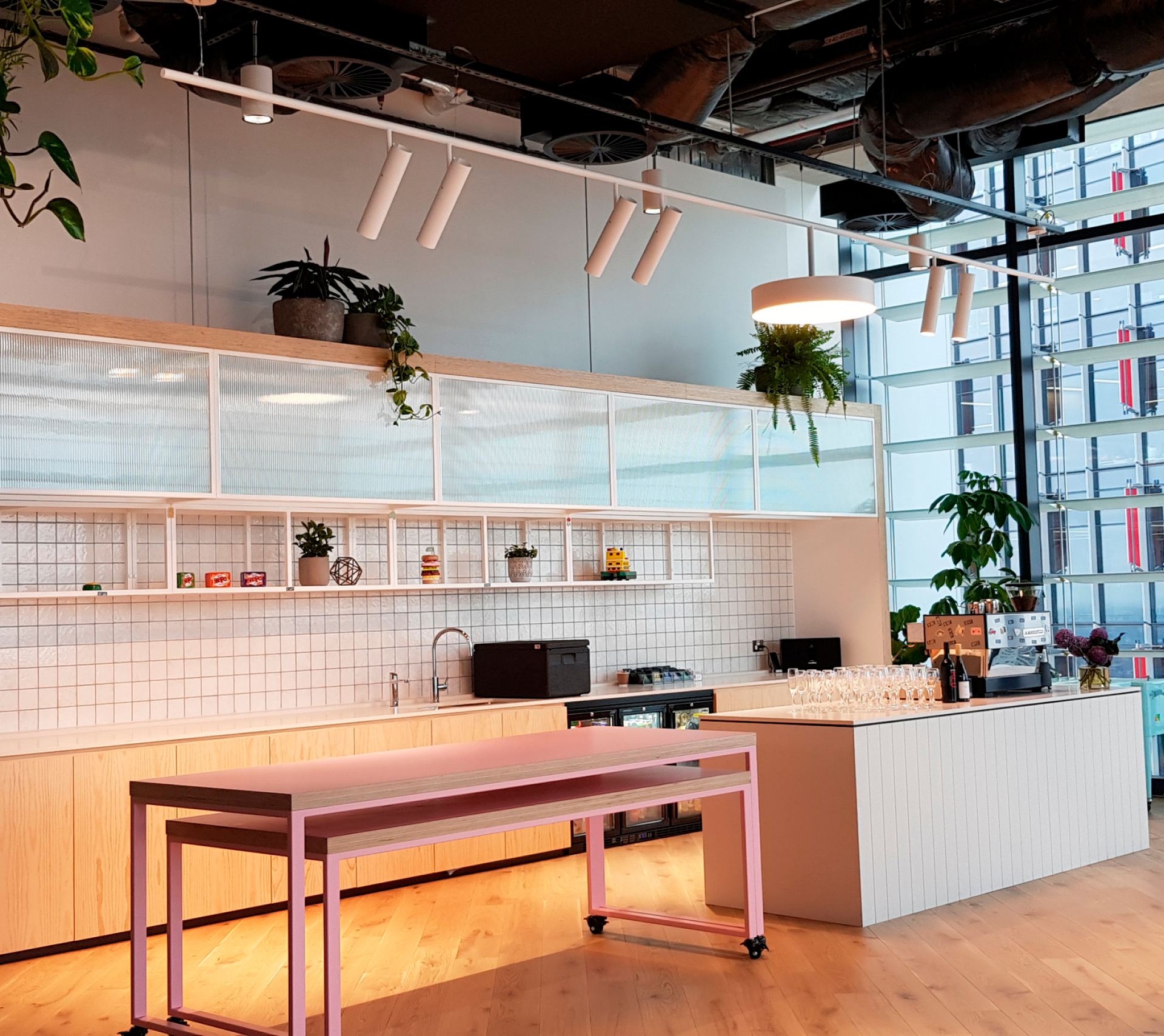 Euroline_1180_Facebook_11