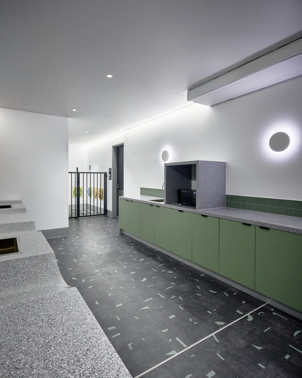 260330_BUILDCORP_ECQoutlet_1182_HDR